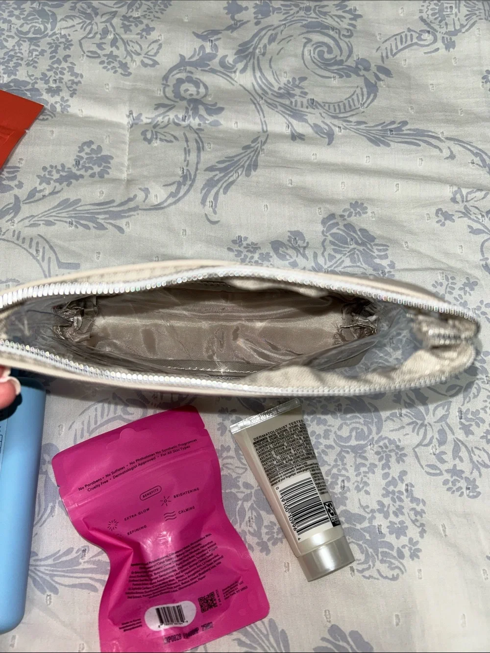 Loops, Isle of Paradise, and Travel Bag Set
